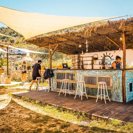 Sun Bakers Ostello *