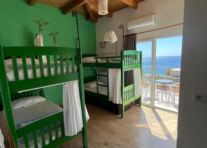 Trip'n'hostel Seaside Himarë